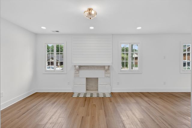 1620 Lillian St, Nashville, TN 37206