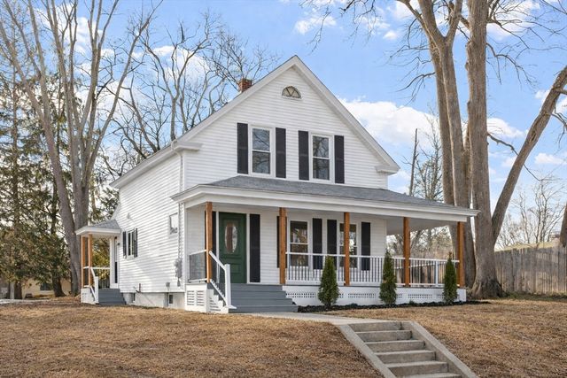 328 Oxford St N, Auburn, MA 01501