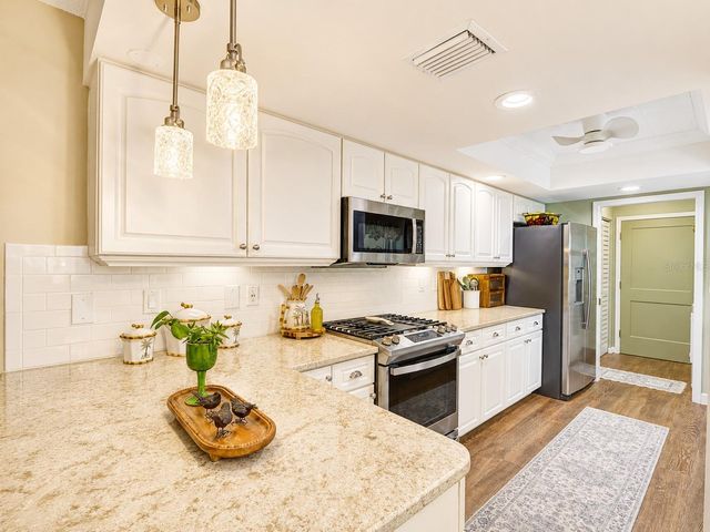 100 S TREMAIN STREET G2, Mount Dora, FL 32757