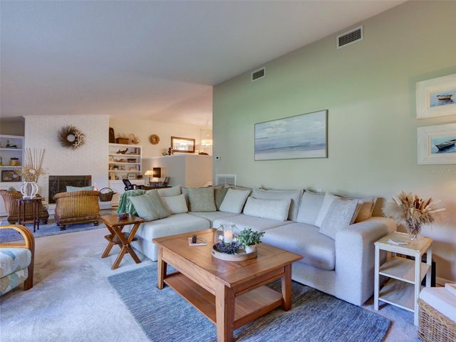 100 S TREMAIN STREET G2, Mount Dora, FL 32757