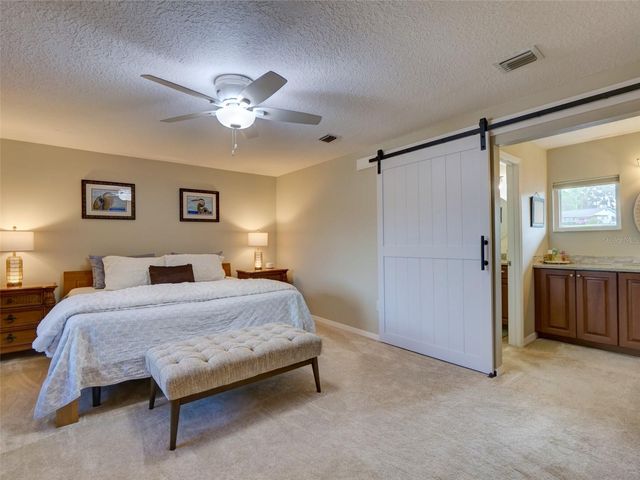 100 S TREMAIN STREET G2, Mount Dora, FL 32757