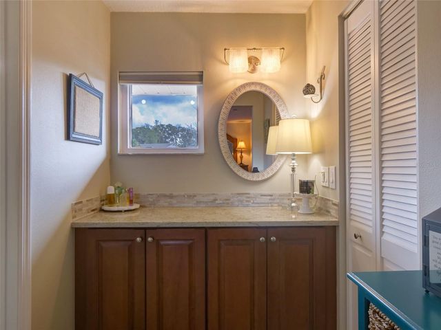 100 S TREMAIN STREET G2, Mount Dora, FL 32757