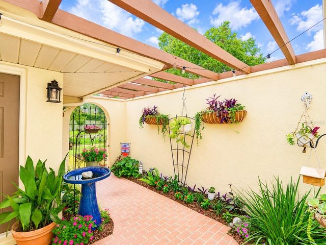 100 S TREMAIN STREET G2, Mount Dora, FL 32757