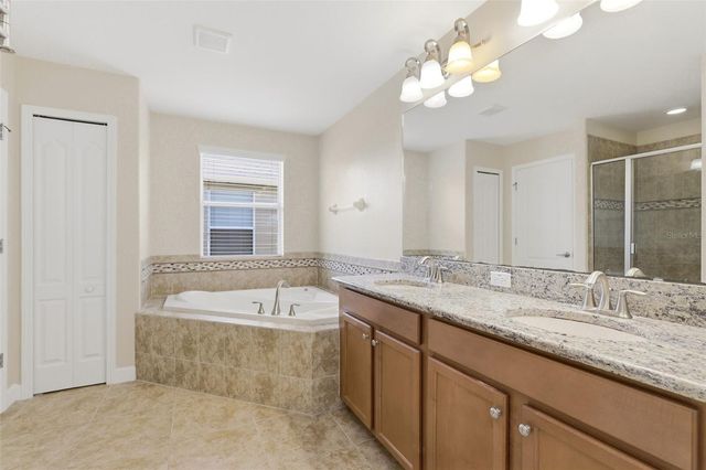 15621 SIGNATURE DRIVE, Winter Garden, FL 34787