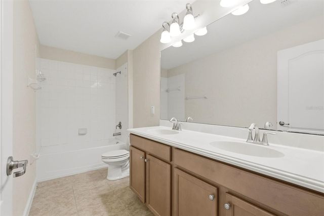 15621 SIGNATURE DRIVE, Winter Garden, FL 34787
