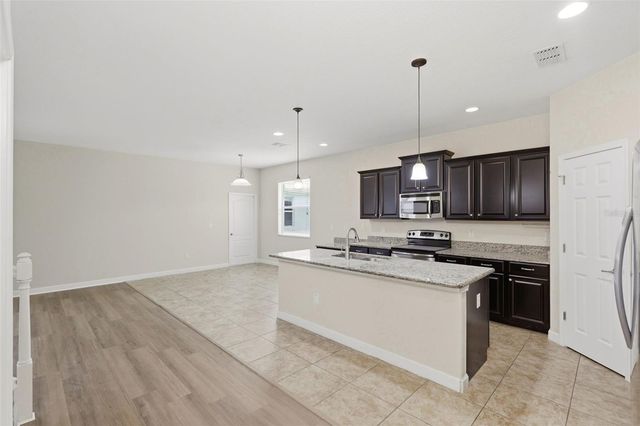 15621 SIGNATURE DRIVE, Winter Garden, FL 34787