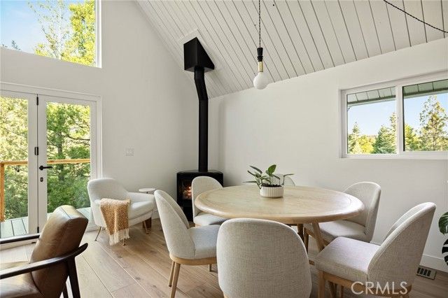 209 Massive, Lake Arrowhead, CA 92352
