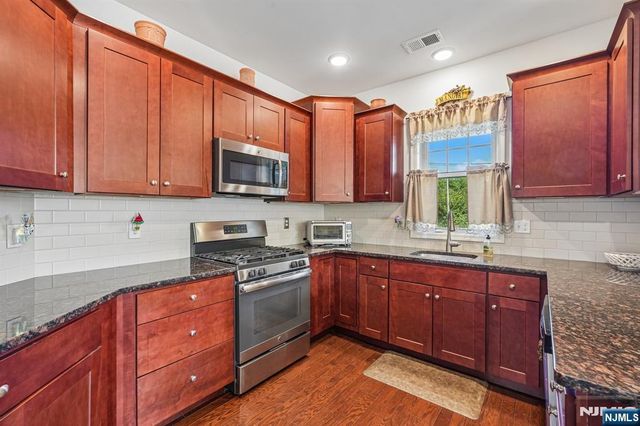 43 Elston Court 207, Wanaque, NJ 07420
