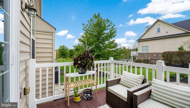 3284 WATERSTONE CT, Furlong, PA 18925