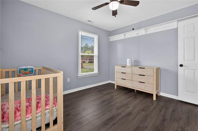 301 Fernwood Farms RD, Chesapeake, VA 23320