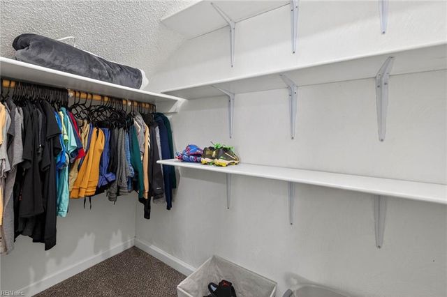 301 Fernwood Farms RD, Chesapeake, VA 23320