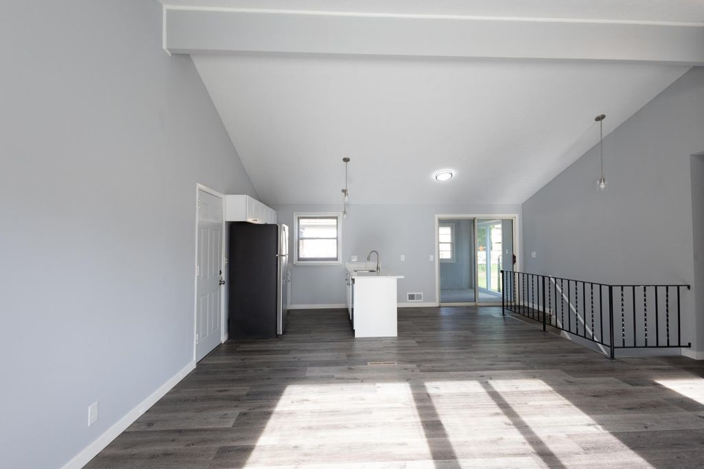 6990 Dawn Avenue, Inver Grove Heights, MN 55076 — photo 4