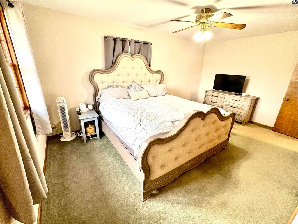 3102 Northwestern Ave