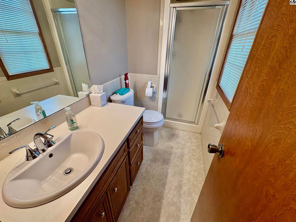 3102 Northwestern Ave