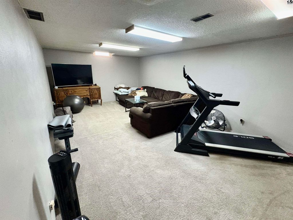 3102 Northwestern Ave