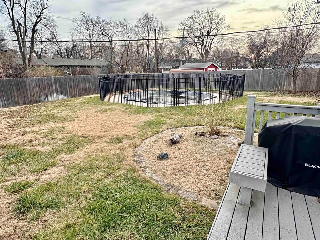 3102 Northwestern Ave