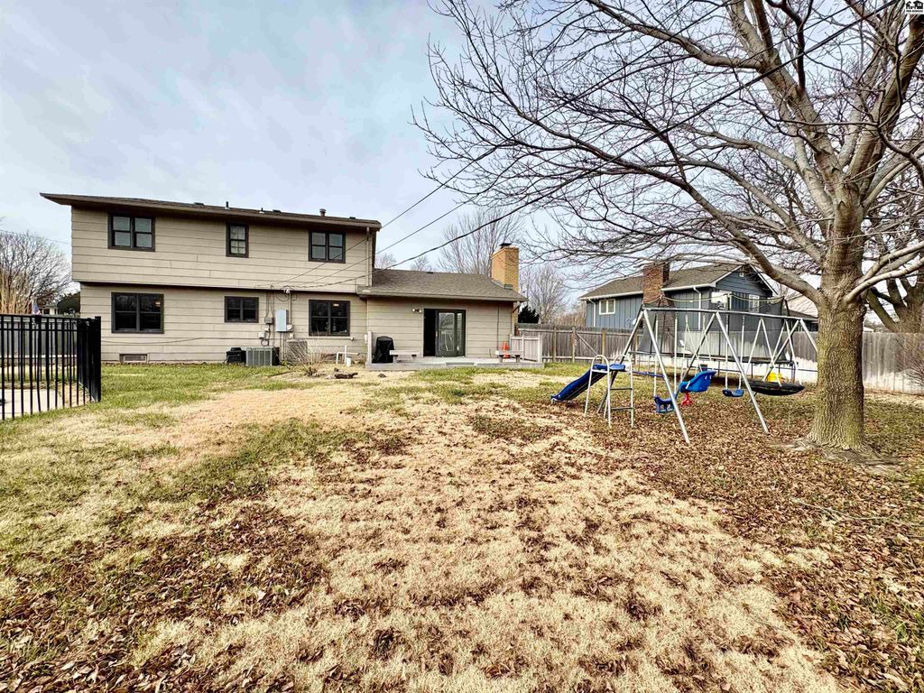 3102 Northwestern Ave