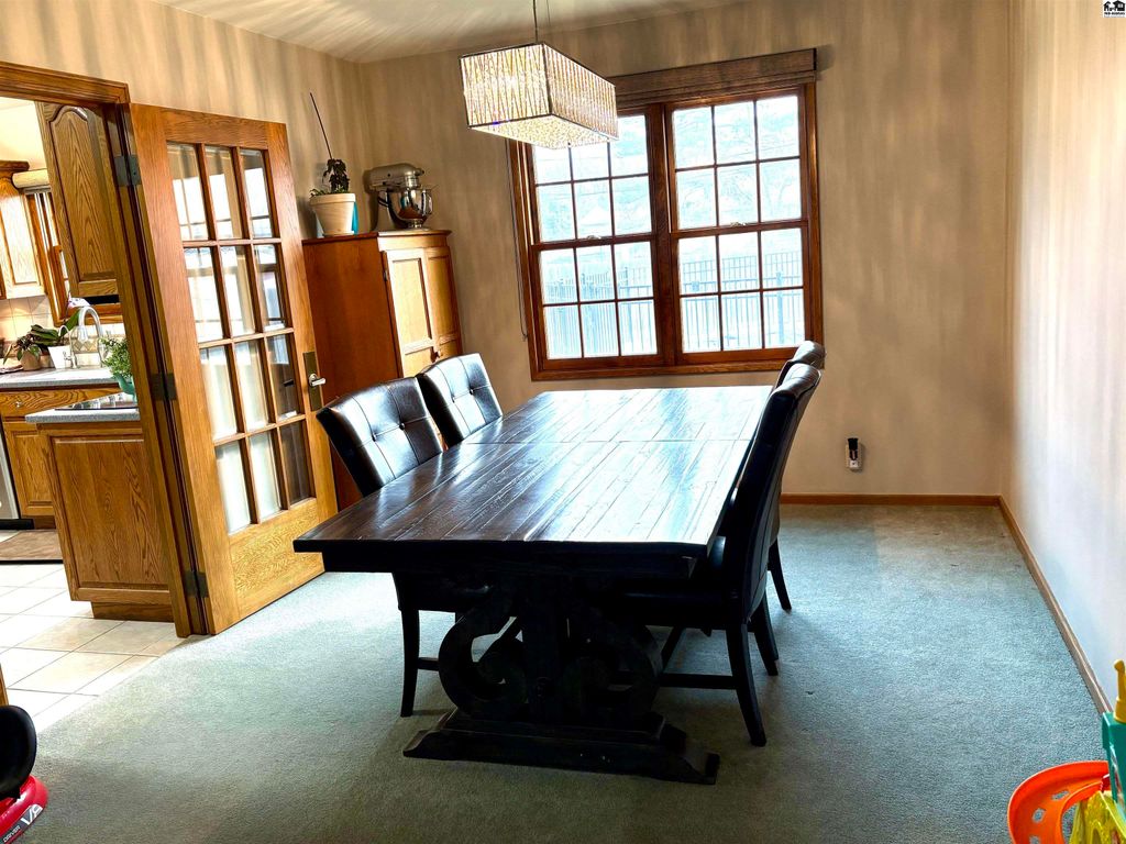 3102 Northwestern Ave