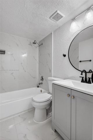 1740 Funston St 4, Hollywood, FL 33020
