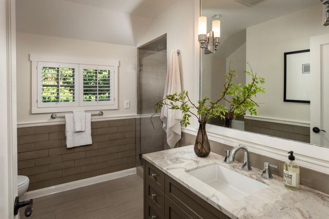 14 Flood Circle, Atherton, CA 94027