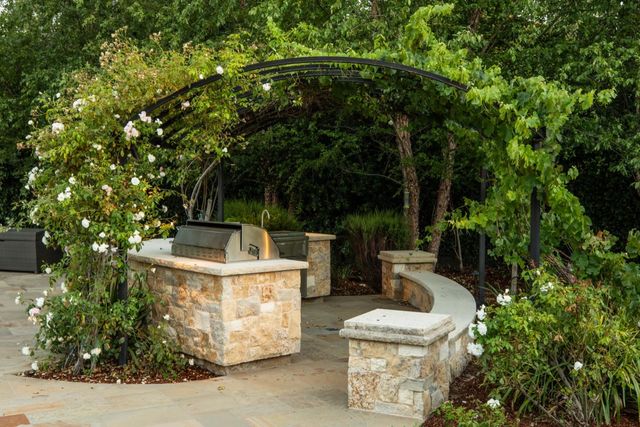 14 Flood Circle, Atherton, CA 94027