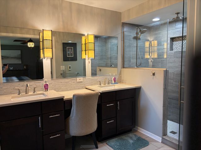 209 W Chicago Avenue, Westmont, IL 60559