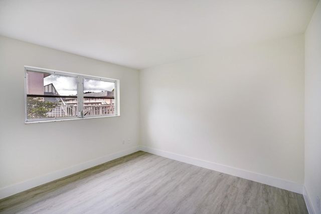 18081 SE Country Club Drive 265, Tequesta, FL 33469