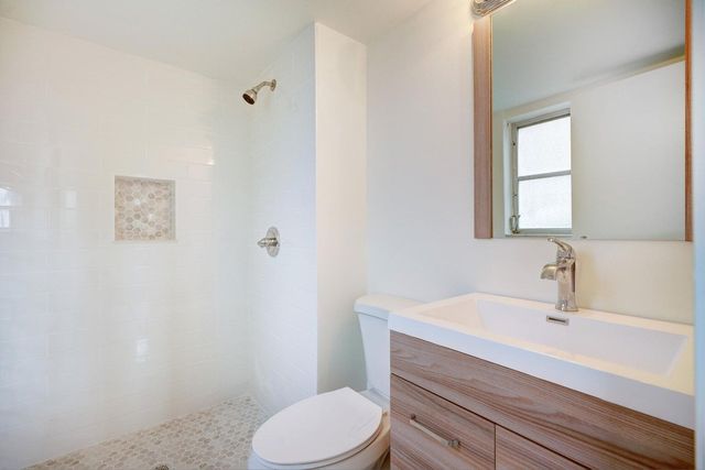 18081 SE Country Club Drive 265, Tequesta, FL 33469