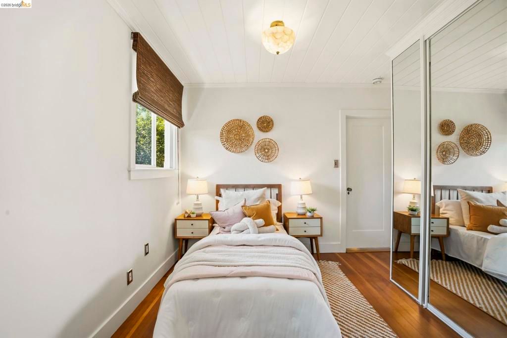 Image 26 of property listing at 1655 E 38th Street, Oakland, CA 94602