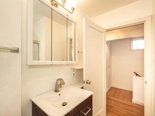 906908 Haddon Drive, San Mateo, CA 94402