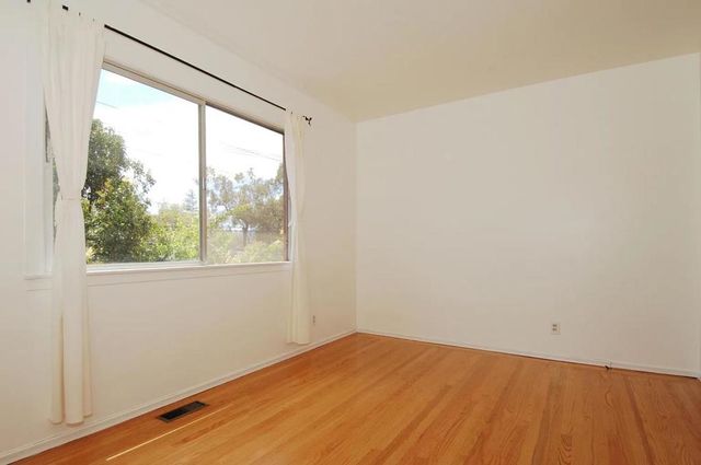 906908 Haddon Drive, San Mateo, CA 94402