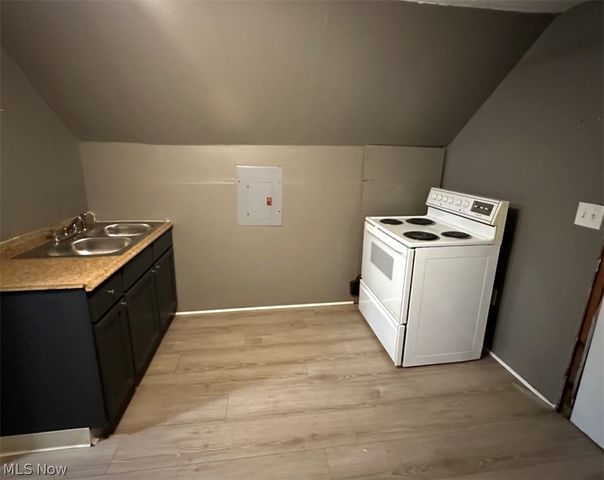 1311 E 187th Street, Cleveland, OH 44110