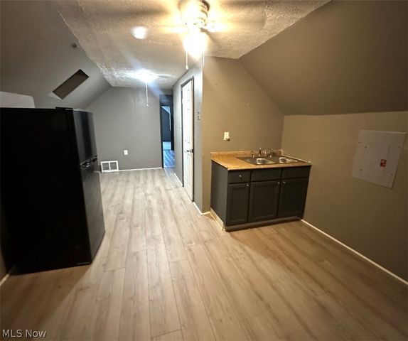 1311 E 187th Street, Cleveland, OH 44110