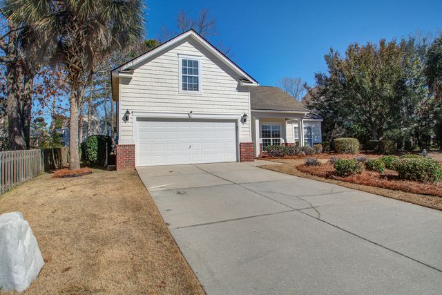 7559 Hawks Circle, Hanahan, SC 29410