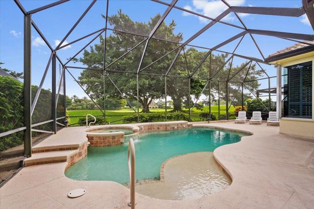 2514 Players Court, Wellington, FL 33414