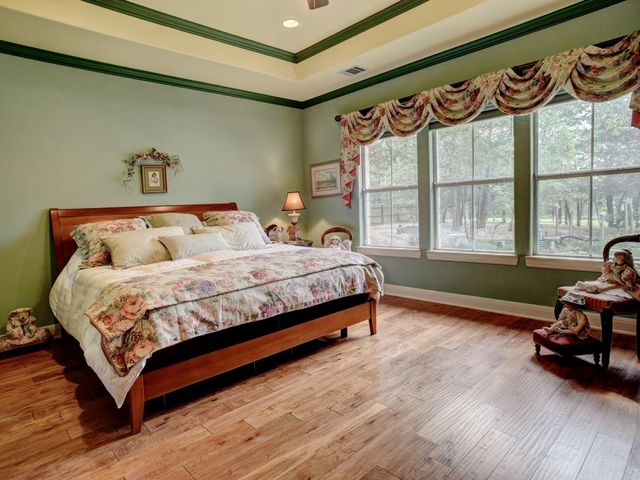203 Wagon Way, Bastrop, TX 78602