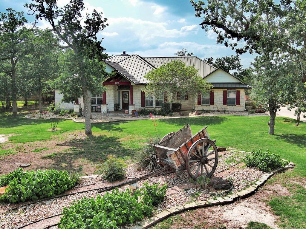 203 Wagon Way, Bastrop, TX 78602
