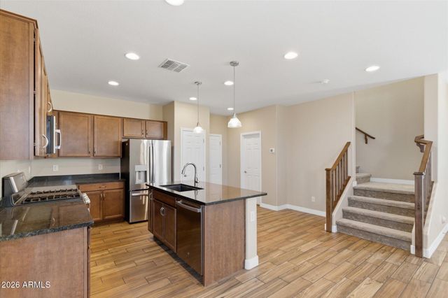 43265 N PLUM Street, San Tan Valley, AZ 85140