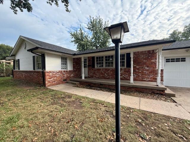 9001 W 11th, Wichita, KS 67212