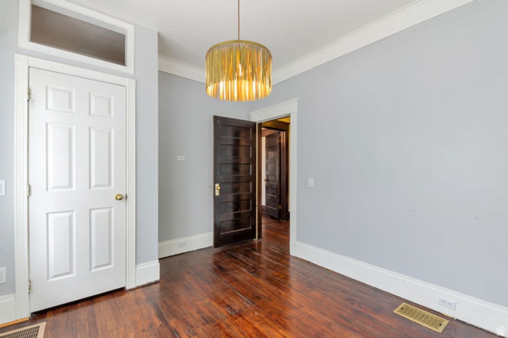 Image 12 of property listing at 2536 S JACKSON AVE, Ogden, UT 84401