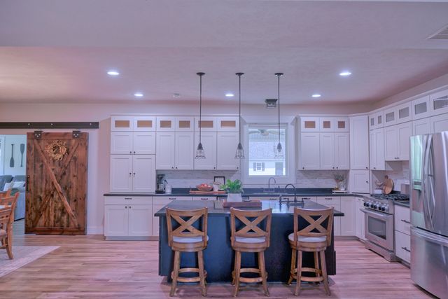1354 Hickory Trail, Carbondale, IL 62902