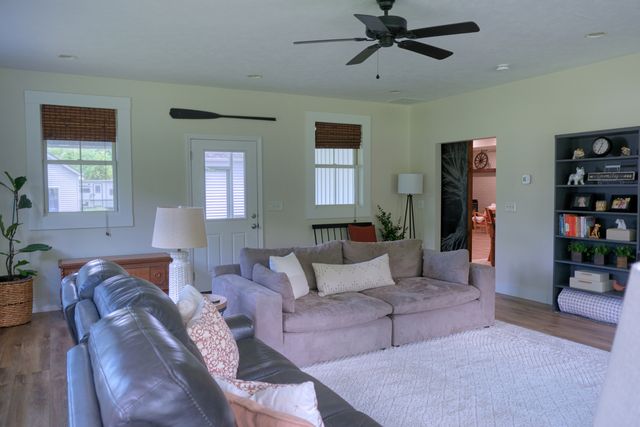 1354 Hickory Trail, Carbondale, IL 62902