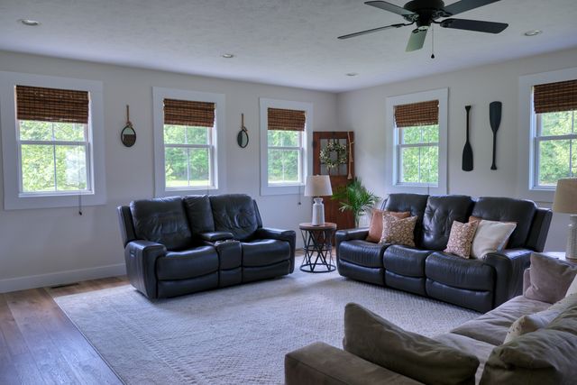 1354 Hickory Trail, Carbondale, IL 62902