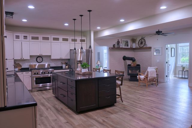 1354 Hickory Trail, Carbondale, IL 62902