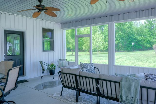 1354 Hickory Trail, Carbondale, IL 62902