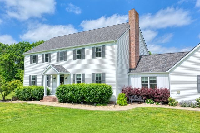 1354 Hickory Trail, Carbondale, IL 62902