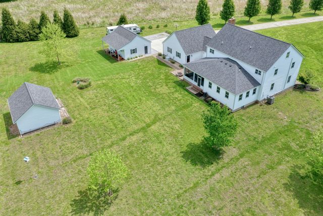 1354 Hickory Trail, Carbondale, IL 62902