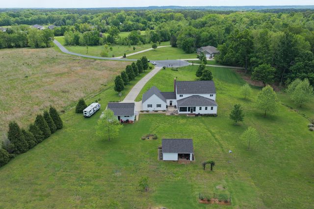 1354 Hickory Trail, Carbondale, IL 62902