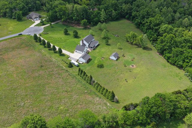 1354 Hickory Trail, Carbondale, IL 62902