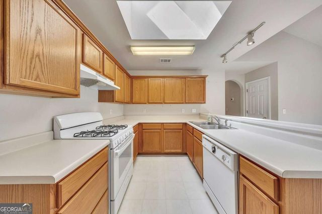 226 Rose Cottage Drive, Woodstock, GA 30189